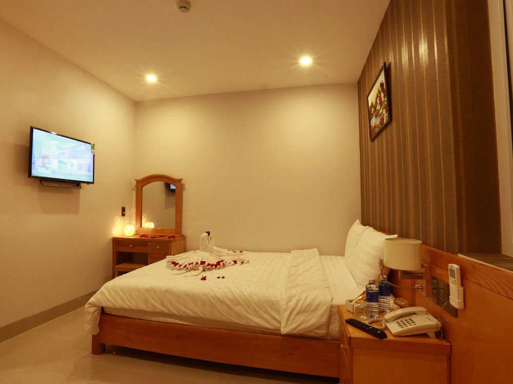 Valentine Hotel Da Nang Esterno foto